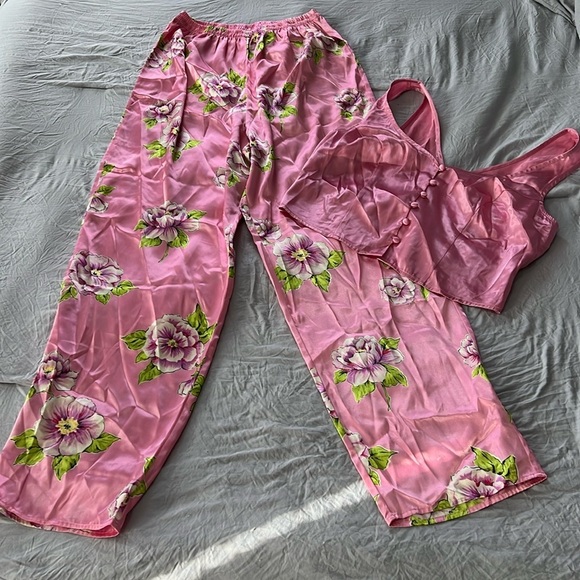 Vintage Two Piece Pink/Floral Print Satin Pajama Set - Picture 1 of 5
